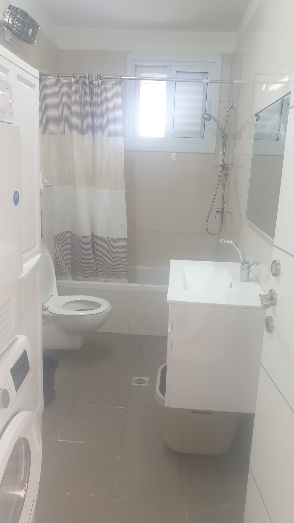 ac1d9f64-f7ba-4133-be33-4eddcfddd10a