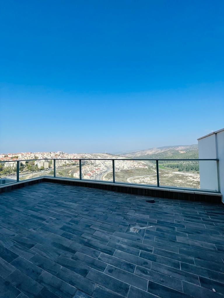 d6025b80-af65-4bce-a2de-3da20f2953d7