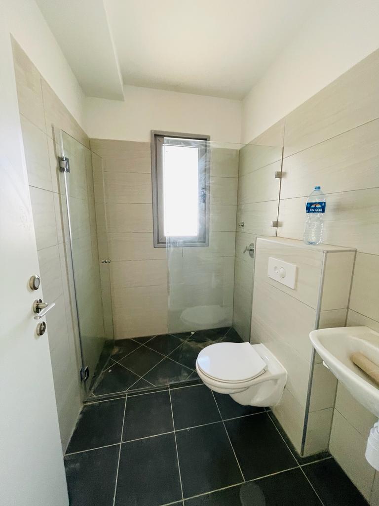 d6517d15-cfaa-4b3a-977d-cbad78b2b7bf