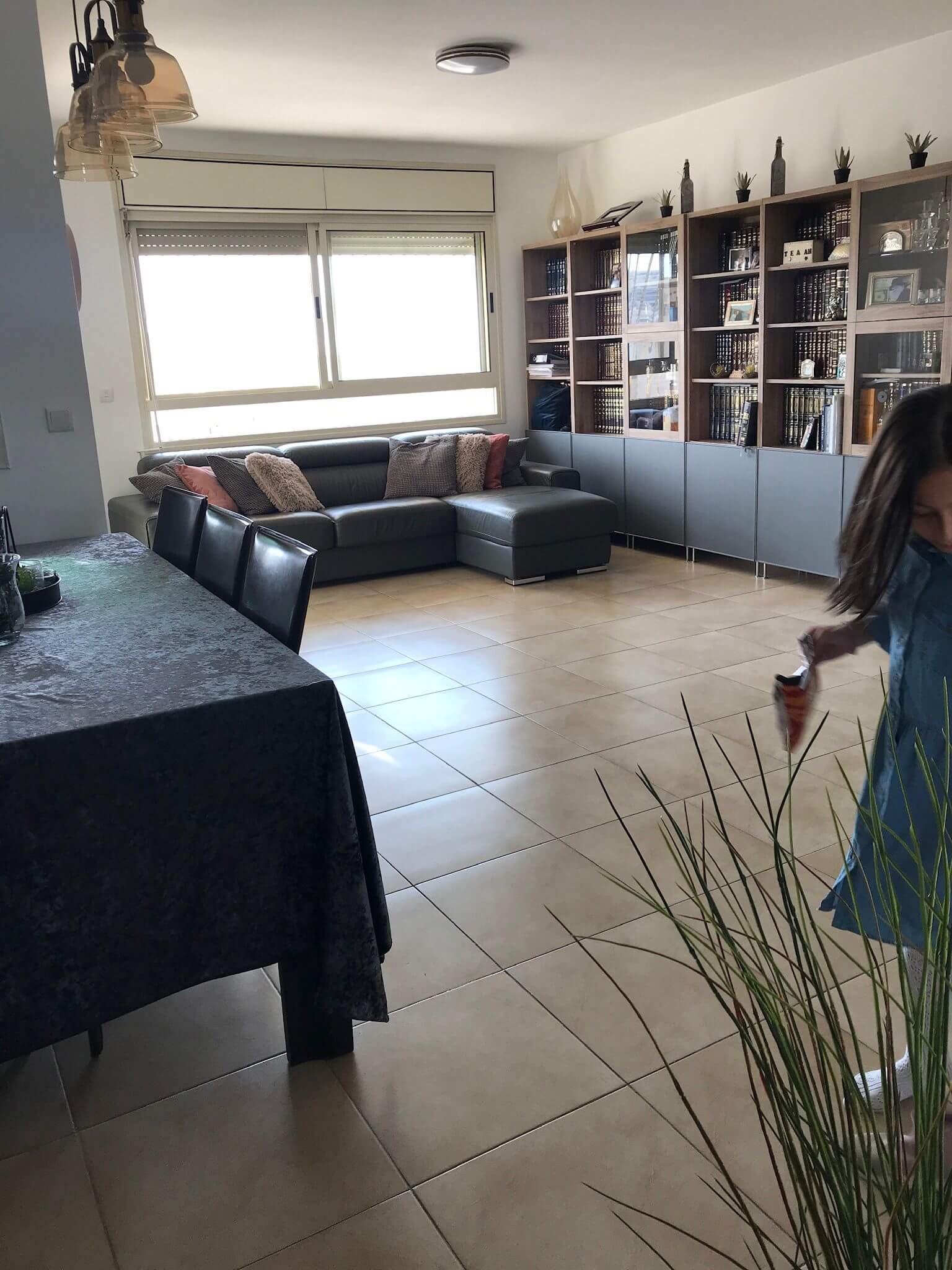 f37c19de-dfe3-484d-8250-1b5d36109f3b